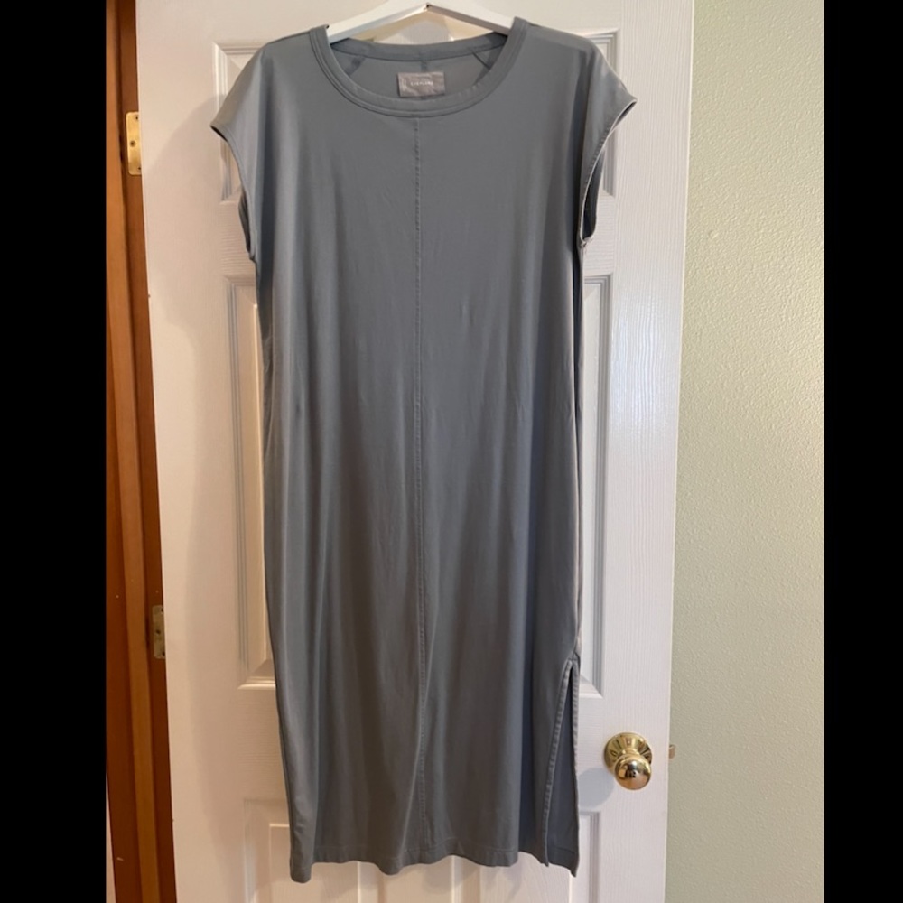 Everlane - Faded Sage Luxe Cotton Side Slit Tee Dress  - L